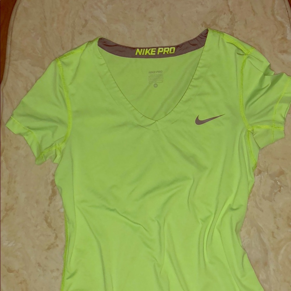 Nike pro dri-fit top
